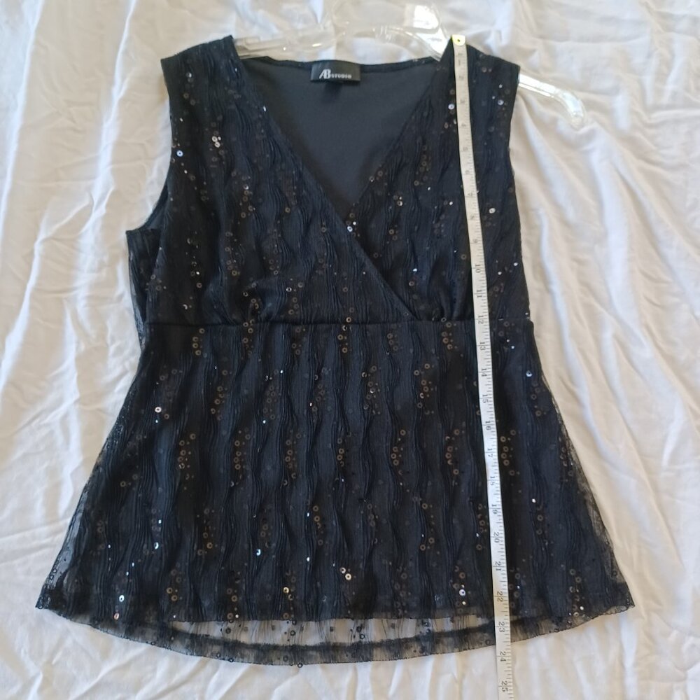 3/$25 SALE AB Studio Black Sequins & Lace Sleeveless V-Neck Top, Womens Medium - Picture 11 of 13
